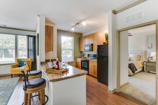 Building Photo - Summerfield At Morgan Metro Apartments