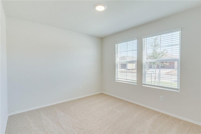 Building Photo - 821 Indigo Wy