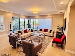 Building Photo - 2547 Marquesa Royale Ln