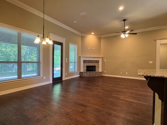 Building Photo - 11248 Fox Trail