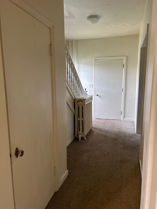 Building Photo - Charming, Single Family Home for Rent