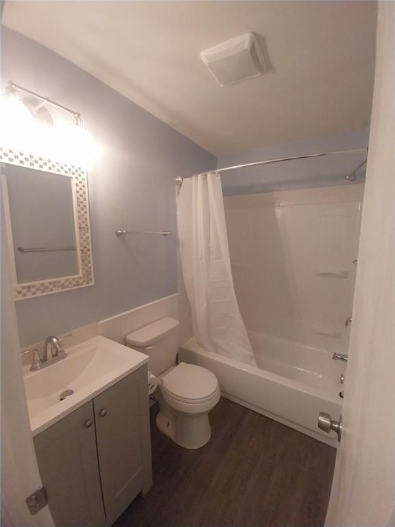 Building Photo - 315 Petty Ln