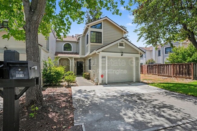 Building Photo - 4014 Penny Terrace