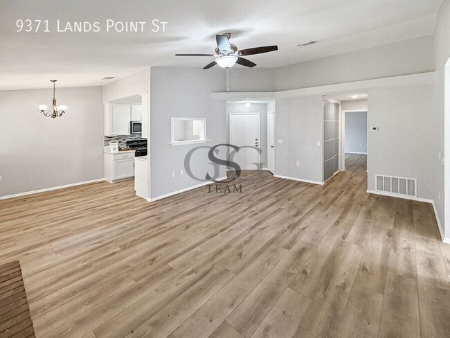 Building Photo - 9371 Lands Point St