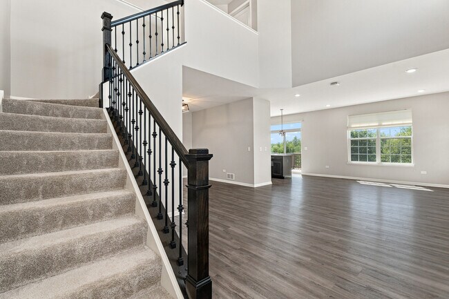 Building Photo - 24919 McCormick Way