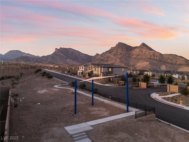 Building Photo - 1480 Marsh Bird St