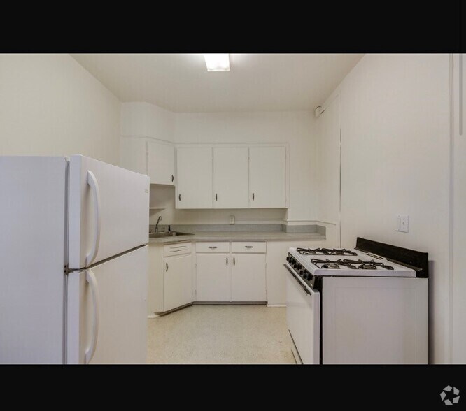 Unit Interiors - Erie Apartments