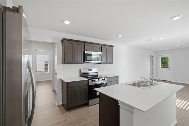Building Photo - 1177 Northfield Dr