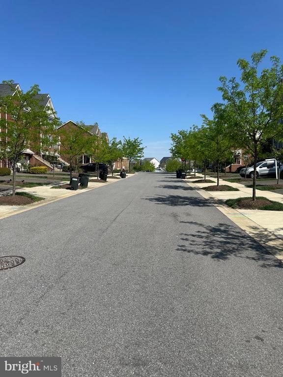 Building Photo - 4512 Grazing Way