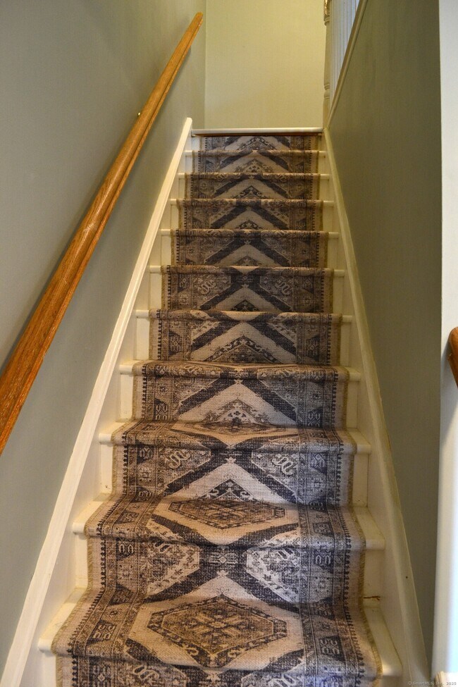 Building Photo - 41 Mountain Laurel Ct