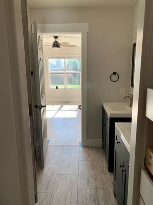 Building Photo - Beautiful 3 Bedroom Home in Bozeman