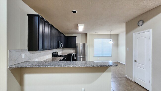 Building Photo - 26939 Glacier Creek Dr