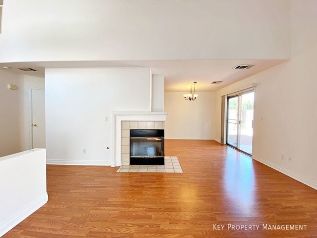 Building Photo - 198 Chadwell Ct