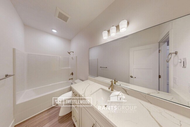 Building Photo - Brand New! Modern Home in Trestlewood – Where Comfort Meets Community!