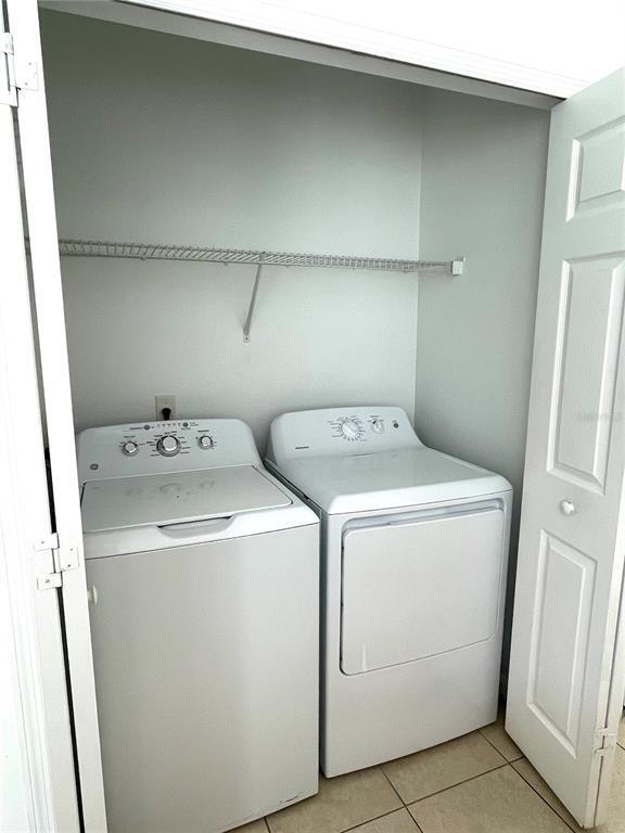Building Photo - 1156 S Beach Cir