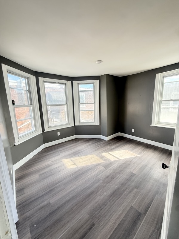 Building Photo - 5812 Alter St