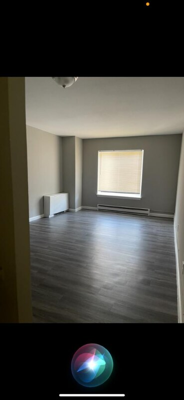 Building Photo - 12850 Dolphin St
