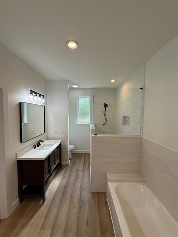 Building Photo - 145 Greenbriar Ct