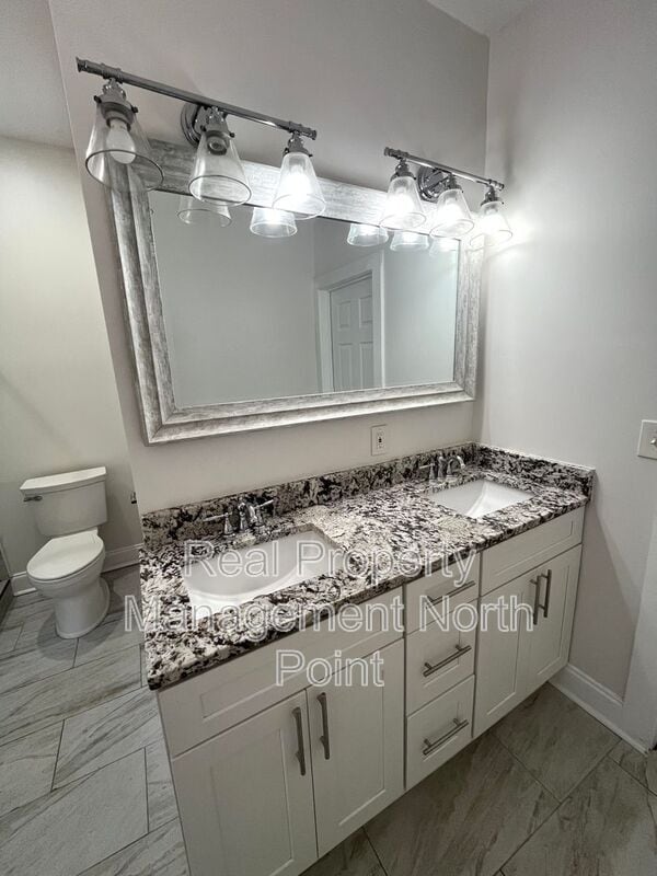 Building Photo - 954 Byron Dr SW