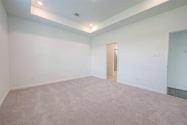 Building Photo - 21834 Sunshine Cove Ln