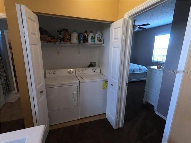 Building Photo - 5450 Bentgrass Dr