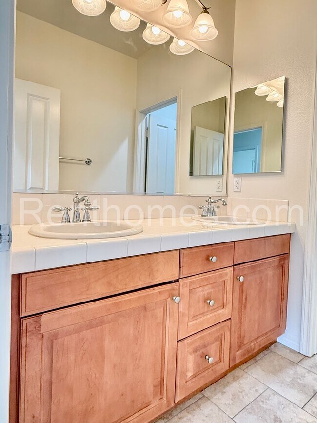 Building Photo - 13470 Moonflower Meadows Trail