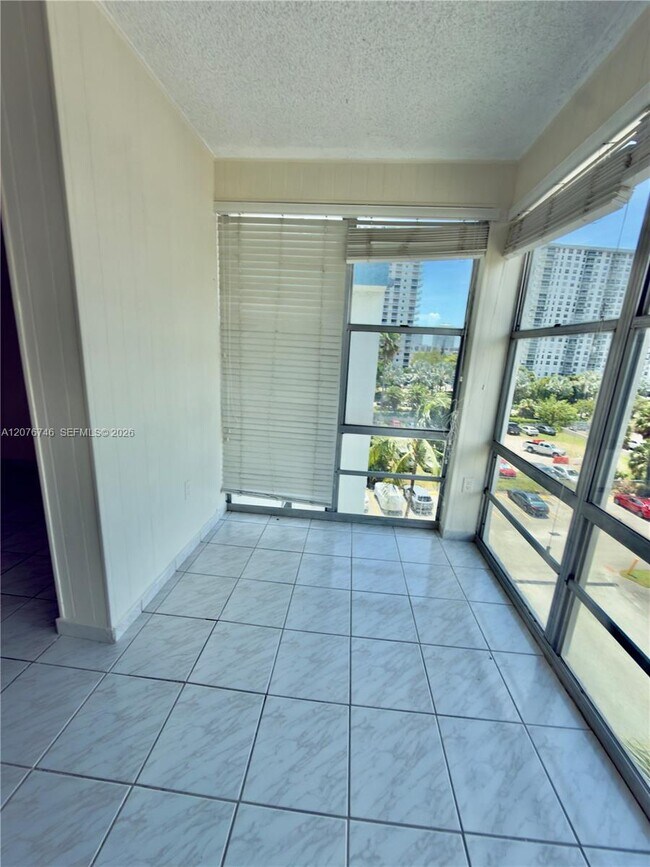 Building Photo - 17560 Atlantic Blvd