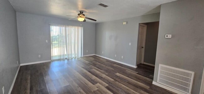 Building Photo - 5496 NW 57th Ave