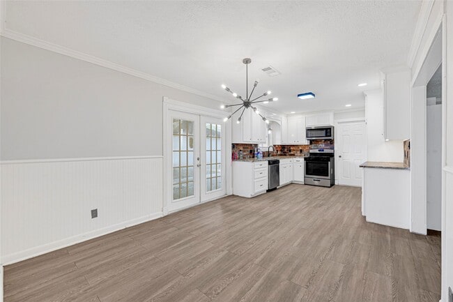 Building Photo - 122 Gruss Dr