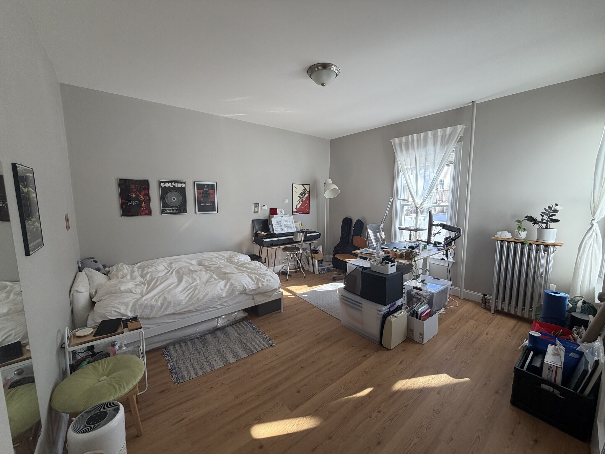 Bedroom - 28 Adams St