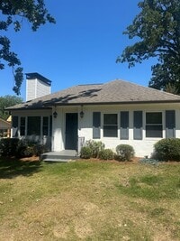 Building Photo - 2 Bedroom Cottage in Gainesville!