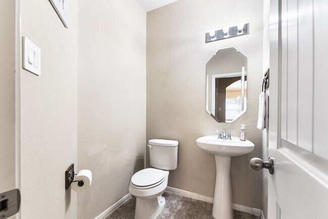 Building Photo - 3414 Boquillas Ct