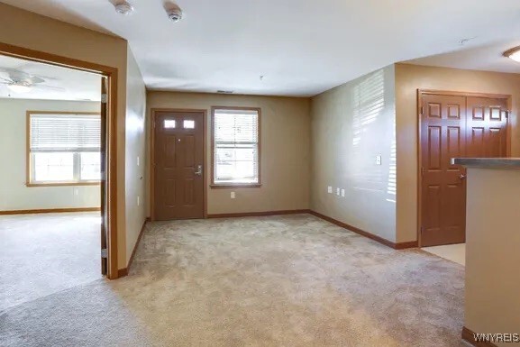 Building Photo - 3722 Deer Lakes Dr