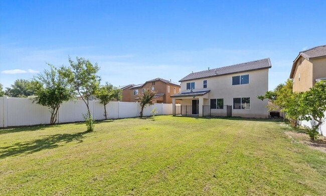 Building Photo - Adorable Home For Rent