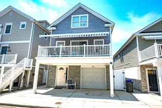 Building Photo - 75 New Hampshire St