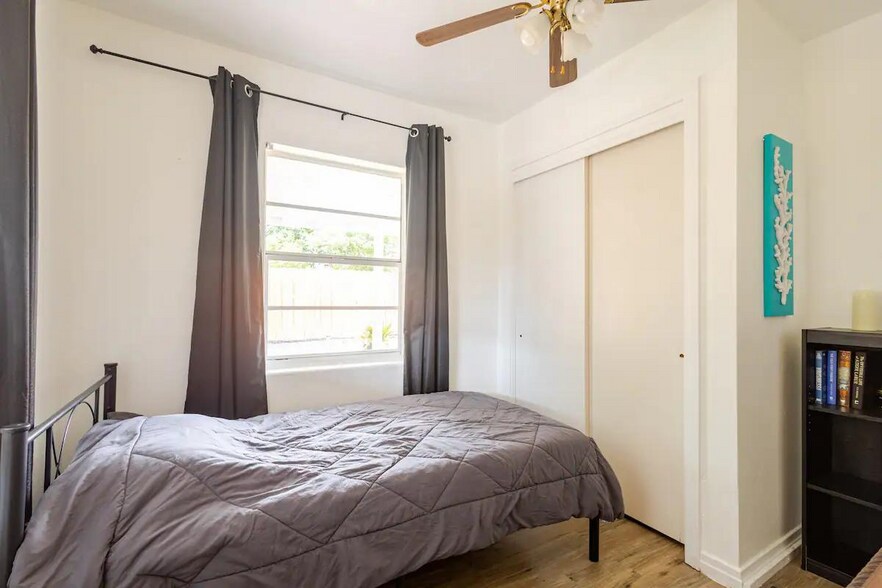 Building Photo - 512 Paulding Ave