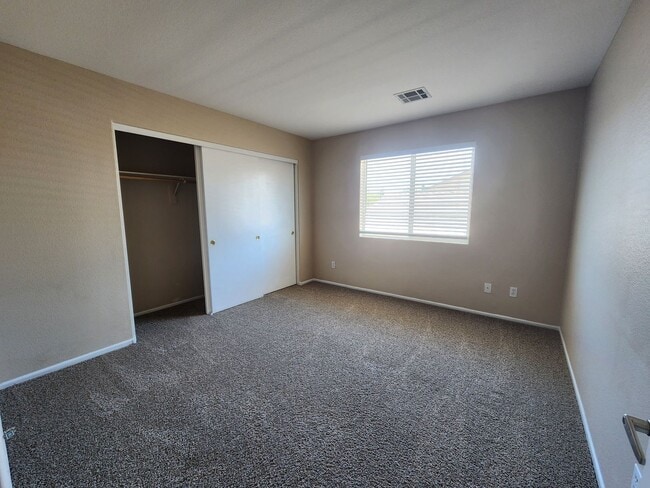 Building Photo - 7748 Cascade Bluffs Ct