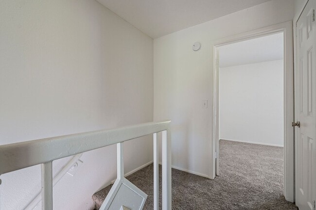 Building Photo - 5869 N 59th Dr