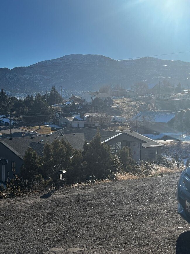 Building Photo - SAM 1718