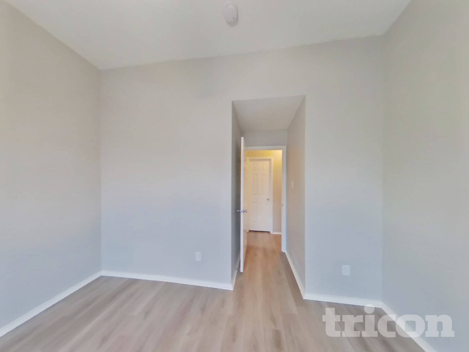 Building Photo - 421 Rowdy Dr