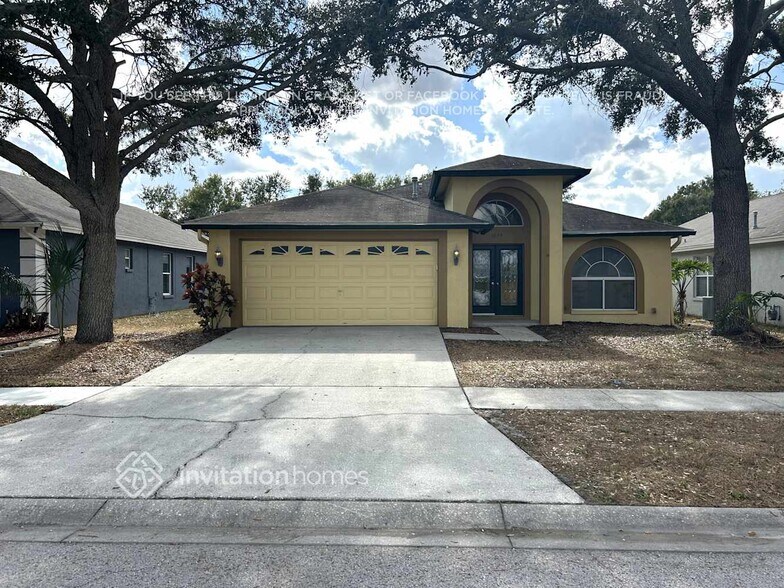 Primary Photo - 1654 Wakefield Dr