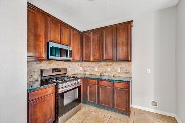 Building Photo - 9934 Dragonfly Meadow Ct