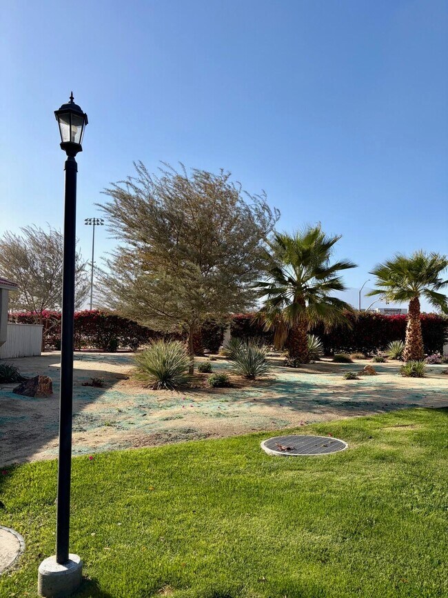 Building Photo - 43376 Cook St