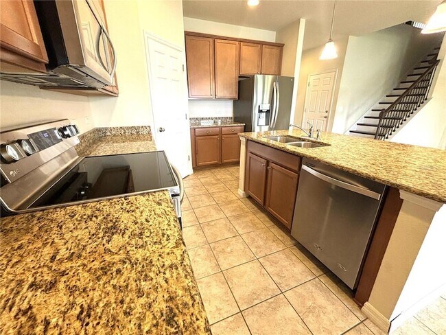 Building Photo - 19363 Fallglo Dr