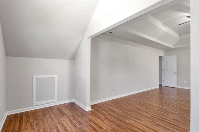 Building Photo - 1040 Rockbass Rd