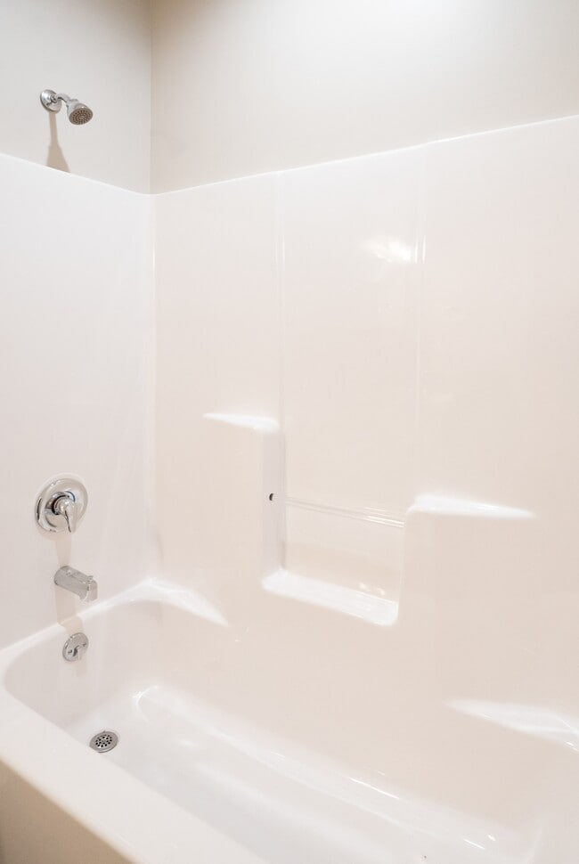 Building Photo - 4336 Dawn St