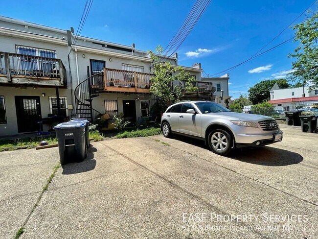 Building Photo - 513 Rhode Island Ave NW