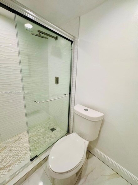 Building Photo - 18041 Biscayne Blvd