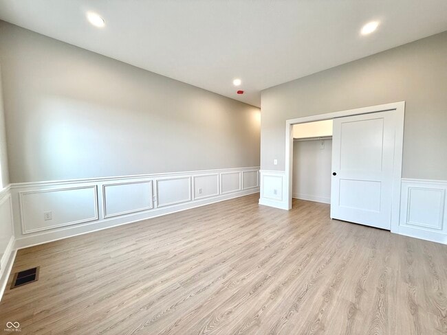 Building Photo - 2237 Carrollton Ave