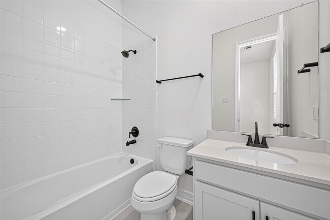 Building Photo - 23639 Red Rowan Ln